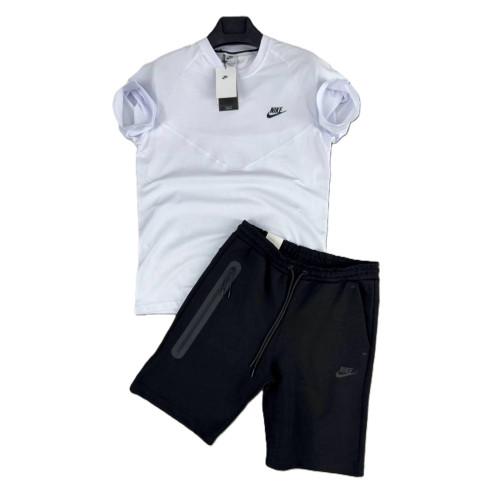 Мъжки спортен къс комплект Nike Tech Fleece Shorts+T-shirt Black & White