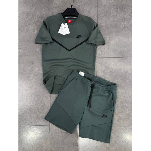 Мъжки спортен къс екип Nike Tech Fleece Shorts+T-shirt Green