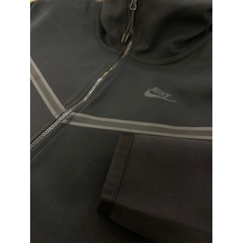  Мъжки спортен екип Nike Tracksuit Tech Fleece Black Top Model
