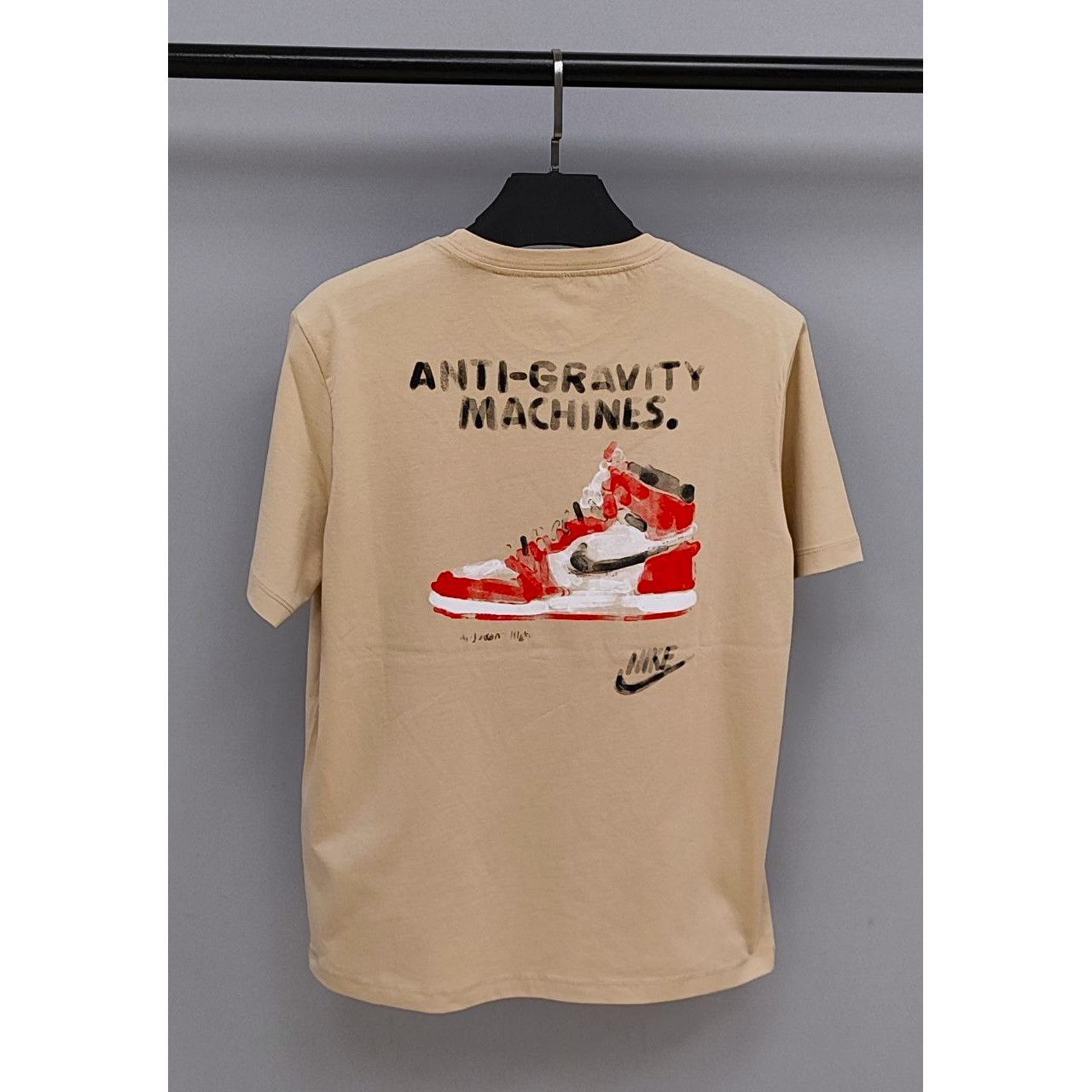 Nike Jordan ANTI-GRAVITY MACHINES T-shirt Beige